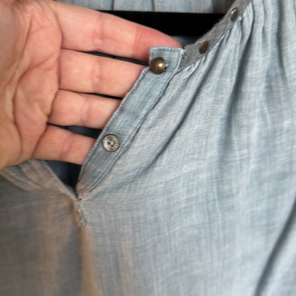 Scotch & Soda Light Blue Embroidered Sleeves Star Detail Blouse size 10/140 - Picture 7 of 7